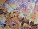 Buchtel-Kuchen mit Vanillesoße - Rezept