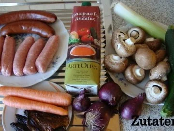Rezept: Wurstgulasch in Tomatensoße Wurstgulasch in Tomatensoße - Rezept