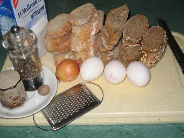 Rezept: Vollkorn-Semmelknödel - die Ersten Bild Nr. 2 Vollkorn-Semmelknödel - die Ersten - Rezept - Bild Nr. 2