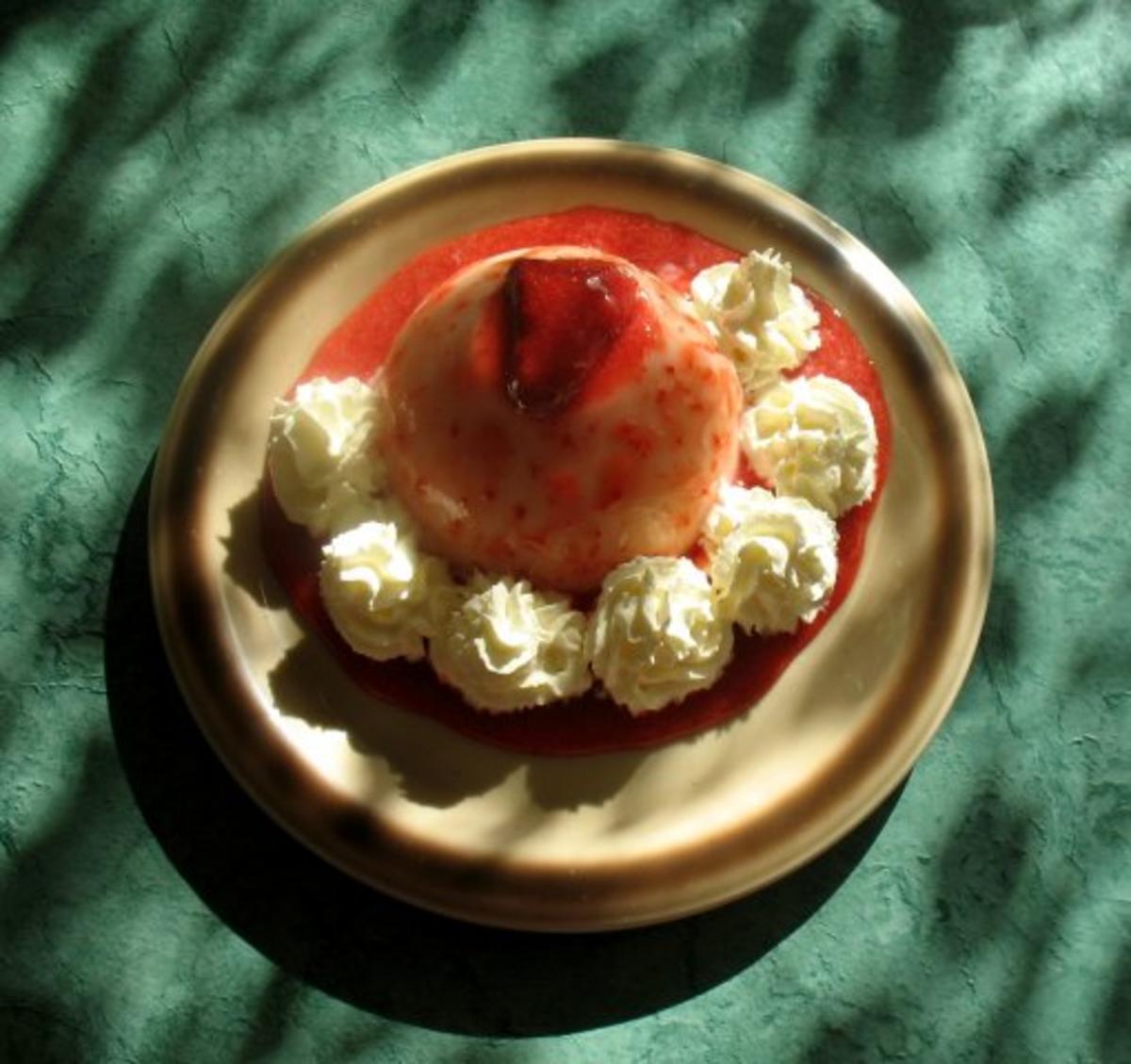 Dessert - Buttermilchgelee mit Erdbeermousse überzogen - Rezept - Bild Nr. 5
