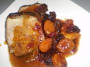 Herbstlicher Krustenbraten mit Backobst - Rezept