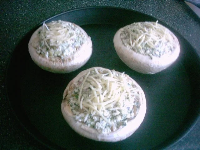 Gefüllte Riesenchampignons - Rezept - Bild Nr. 7