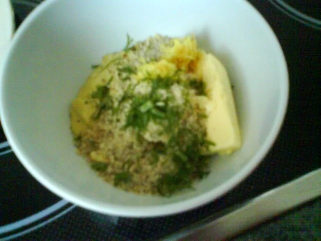 Schollenfilet unter Senf-Nusskruste an Zitronen-Buttergemüse - Rezept - Bild Nr. 6