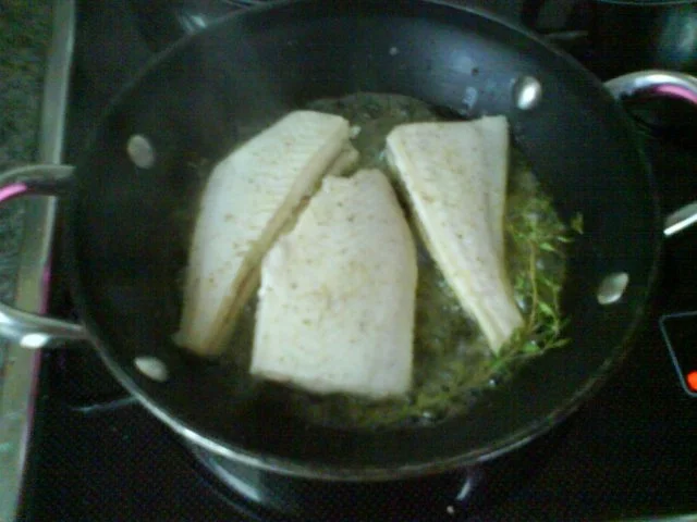 Schollenfilet unter Senf-Nusskruste an Zitronen-Buttergemüse - Rezept - Bild Nr. 8