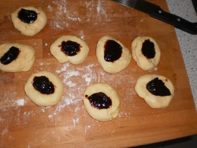 Pflaumenmus-Buchteln - Rezept - Bild Nr. 9