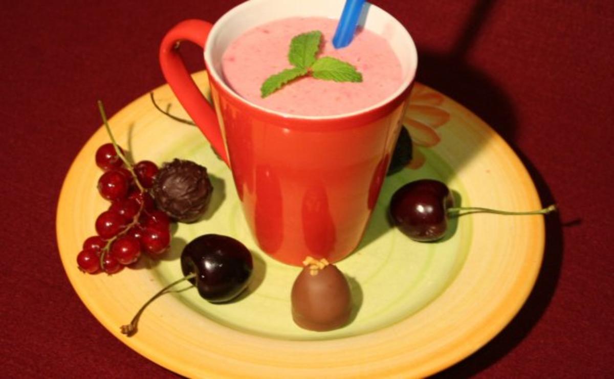 Erdbeer-Himbeer-Joghurt-Milkshake-Mix - Rezept