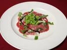 Carpaccio vom Feldreh mit Parmesan, Rucola und Zitronenvinaigrette - Rezept