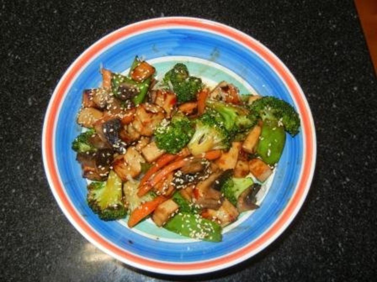 Sweet Chilli Tofu Stir-Fry - Rezept