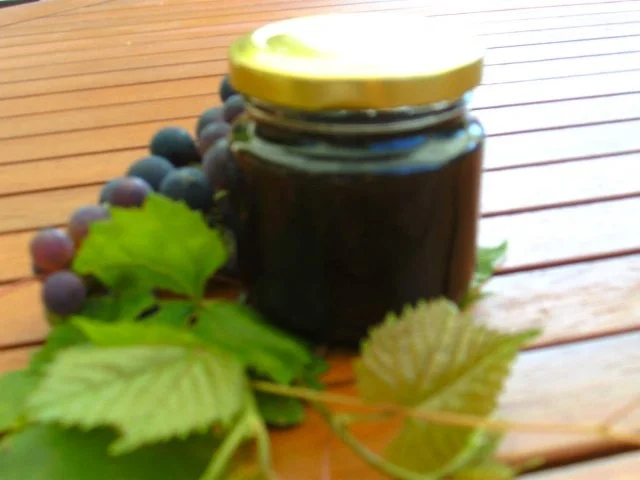 Rezept: Rotwein- Gelee auf Vorrat, zum kochen.. Bild Nr. 2 Rotwein- Gelee auf Vorrat, zum kochen.. - Rezept - Bild Nr. 2