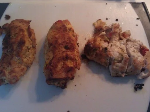 Putenrollen mit Mozarella-Tomate Füllung in Tomatensauce - Rezept - Bild Nr. 4