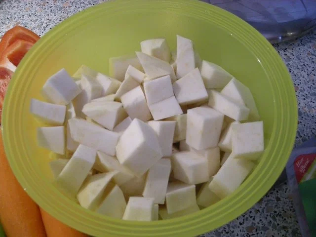 Rezept: Selleriesüppchen... Bild Nr. 3 Selleriesüppchen... - Rezept - Bild Nr. 3