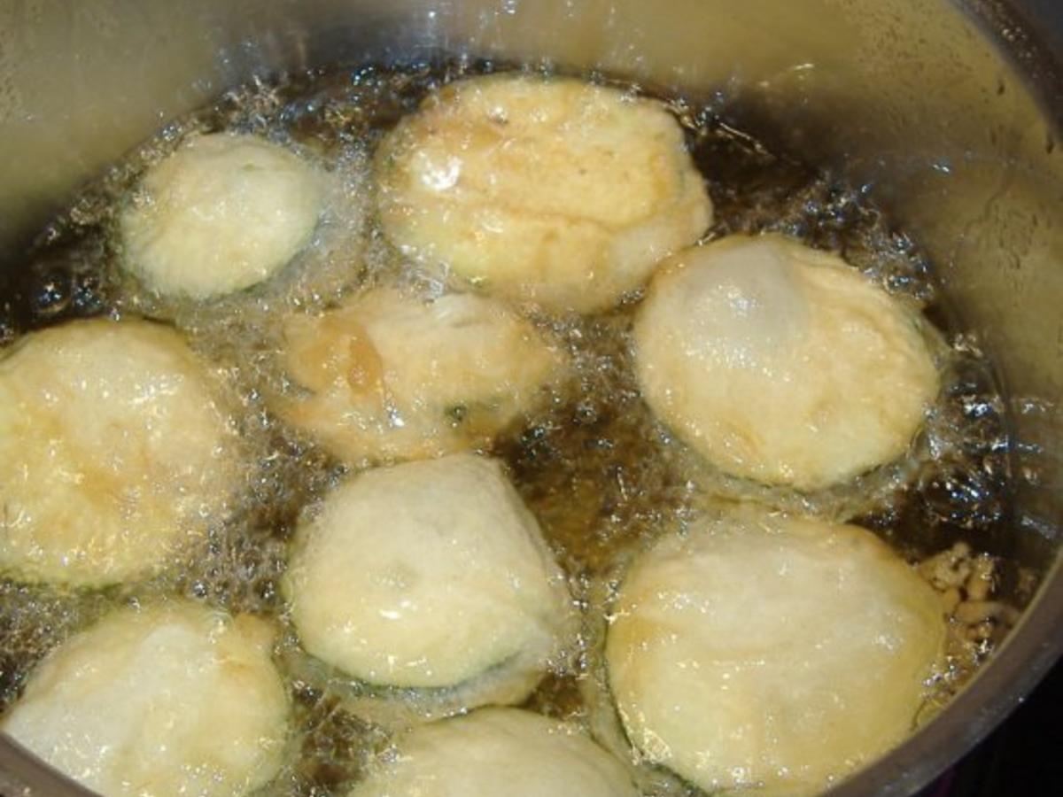 Hähnchenstreifen und Zucchini in Tempura mit Ananas-Chutney - einfach ...