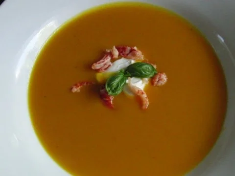 Rezept: Kürbissuppe mit Ingwer Kürbissuppe mit Ingwer - Rezept