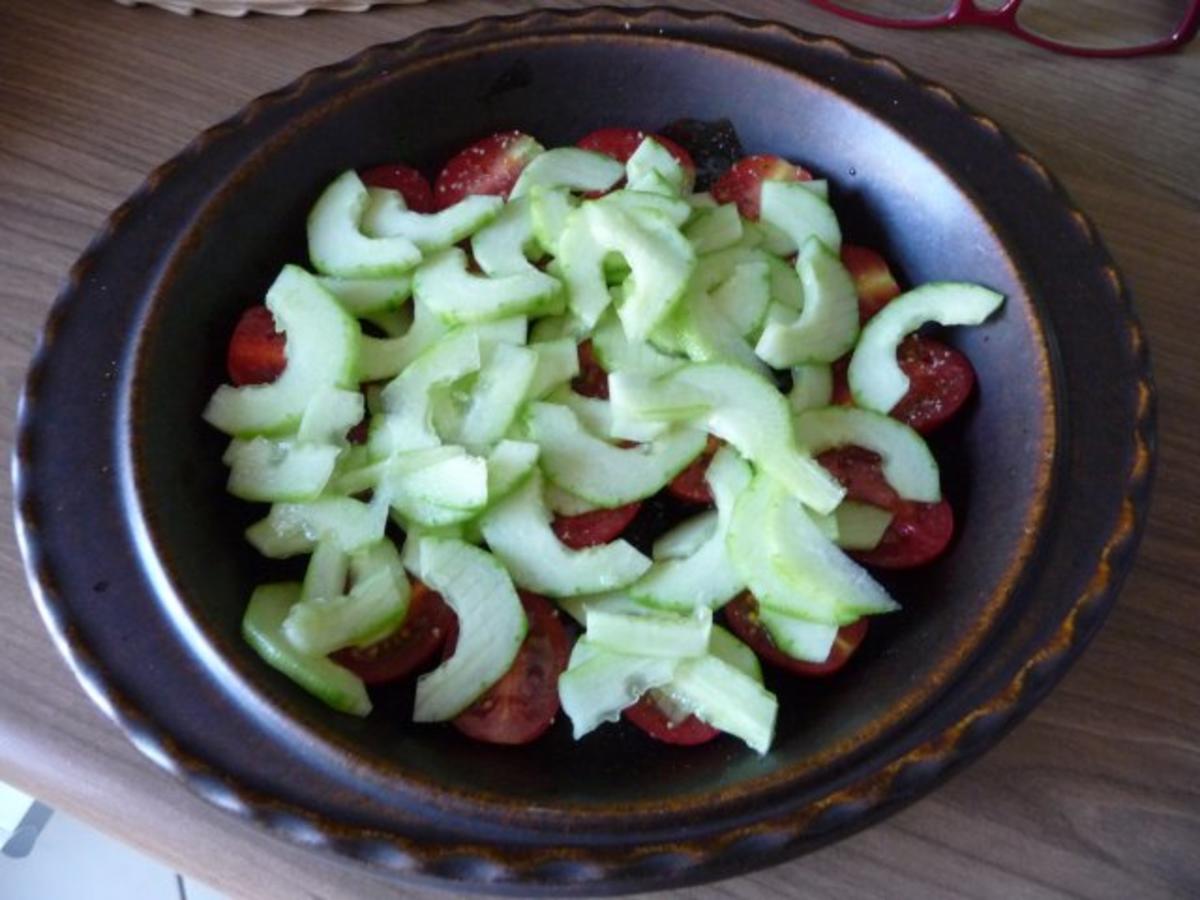 Salat : Tomaten - Gurkensalat - Rezept