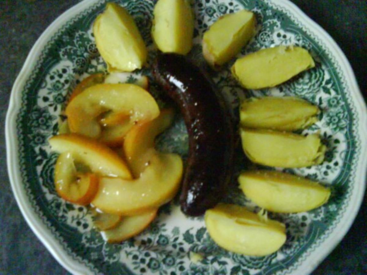 Boudin mit karamellisierten Äpfeln
