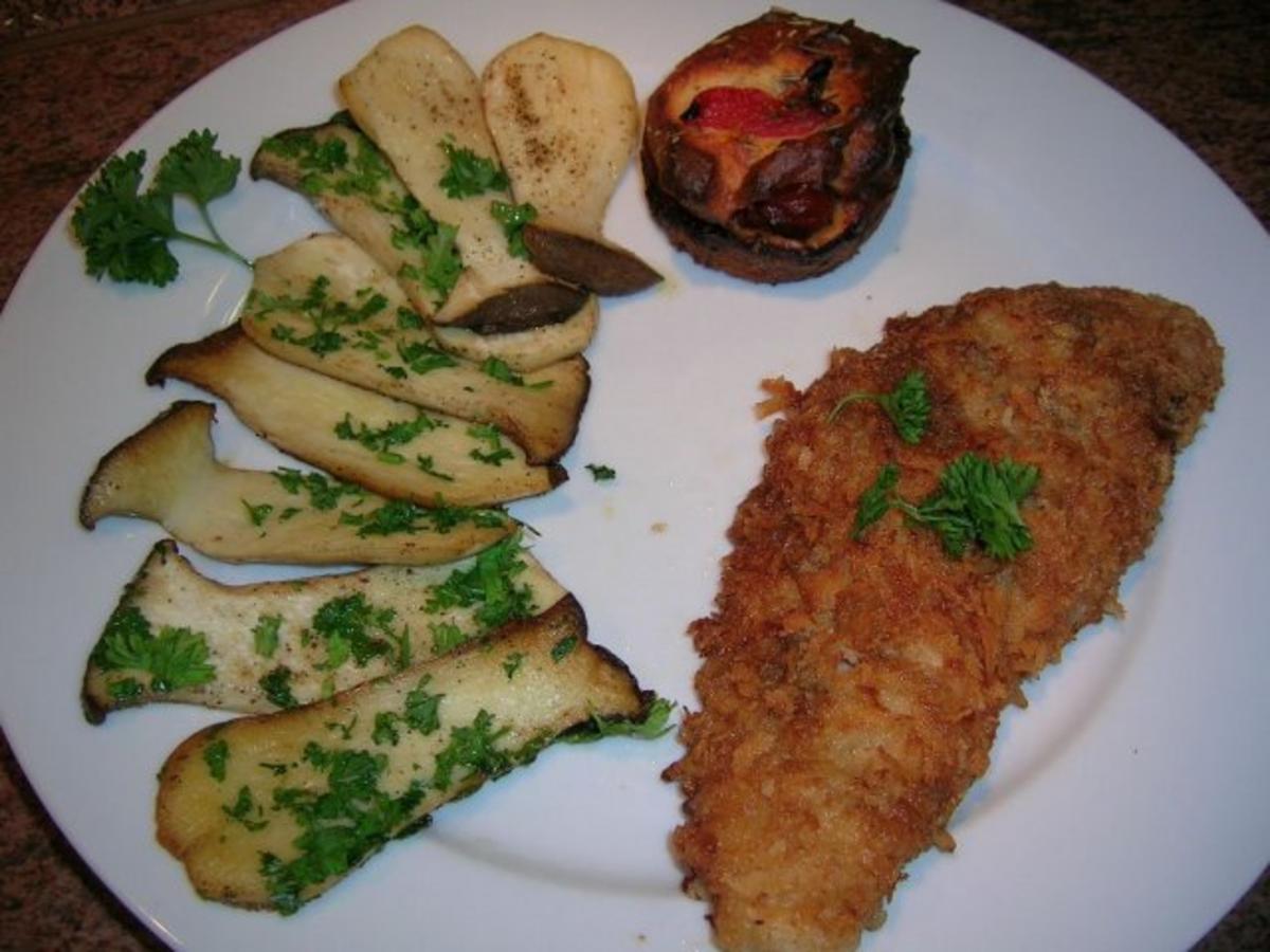 Bilder für Schnitzel in Pankomehl paniert, mit Kräuterseiblingen (leckere Feierabendküche) - Rezept