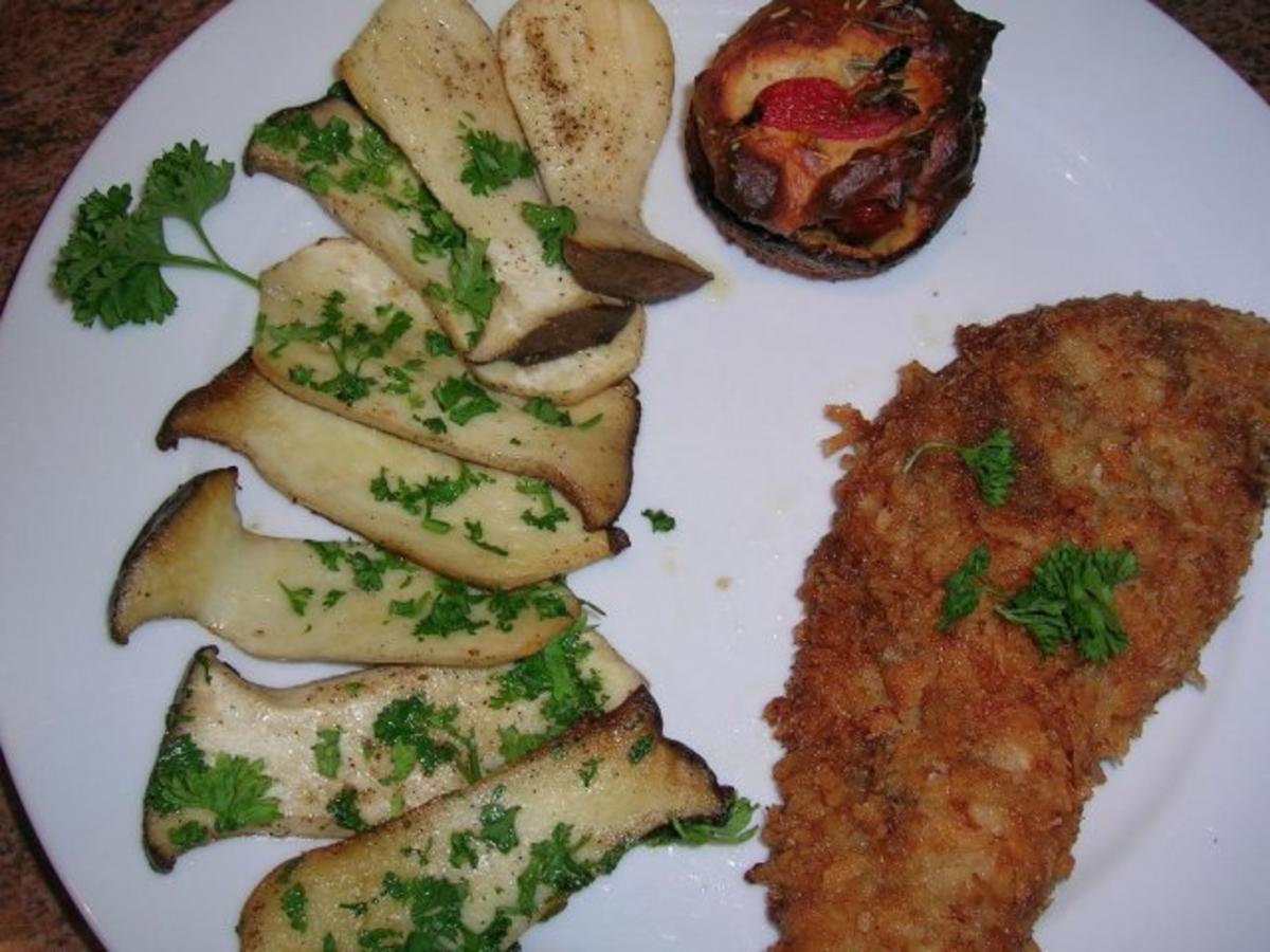 Schnitzel in Pankomehl paniert, mit Kräuterseiblingen (leckere Feierabendküche) - Rezept - Bild Nr. 3