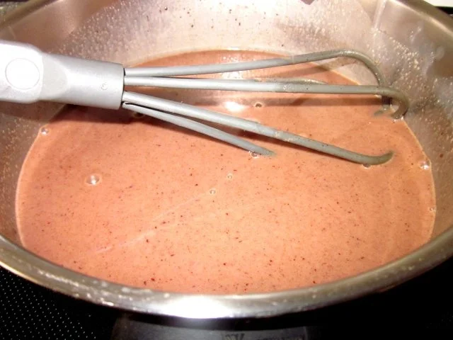 Minz-Schoko-Torte mit Kirschen - Rezept - Bild Nr. 3