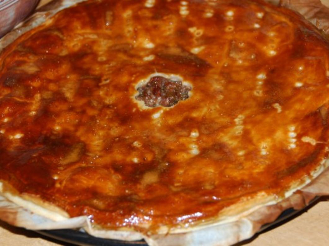 CHURER FLEISCHTORTE - einfach - 215 kcal/100g