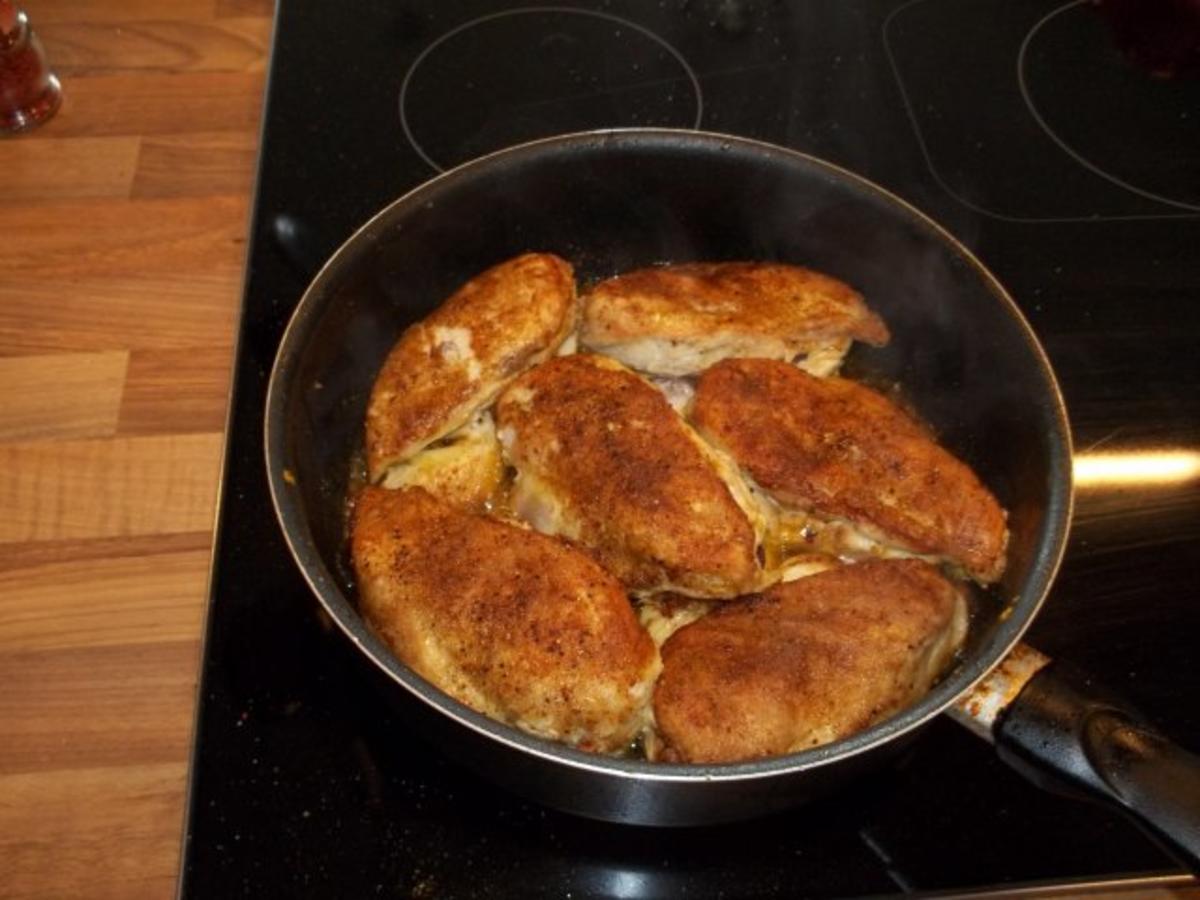 Scharfes Curryhuhn in Erbsen - Zwiebel - Sahnesauce - Rezept - Bild Nr. 3