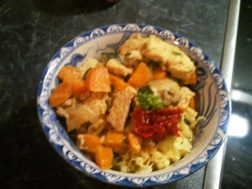 Rezept: Asia-Nudel-Restepfanne Asia-Nudel-Restepfanne - Rezept