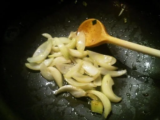 Rezept: Asia-Nudel-Restepfanne Bild Nr. 7 Asia-Nudel-Restepfanne - Rezept - Bild Nr. 7