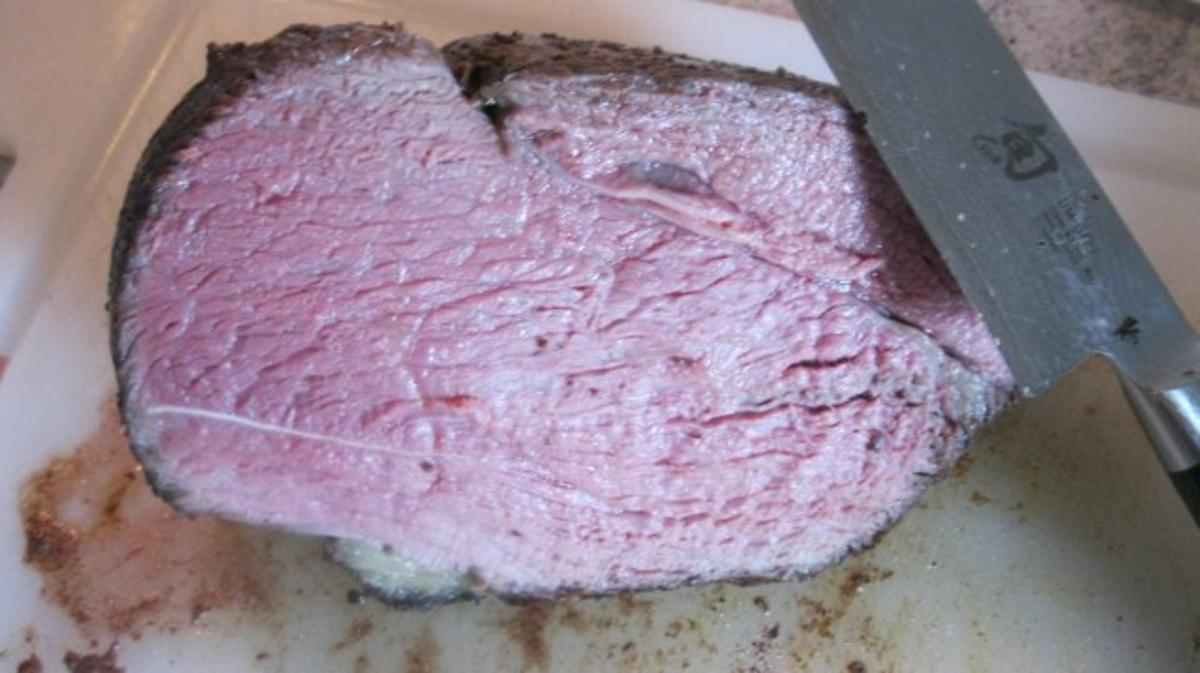 Rosmarinbraten vom Gallowayrind niedrig gegart - Rezept - kochbar.de