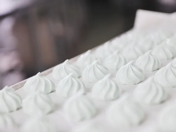 Baiser-Masse warm geschlagen - Rezept