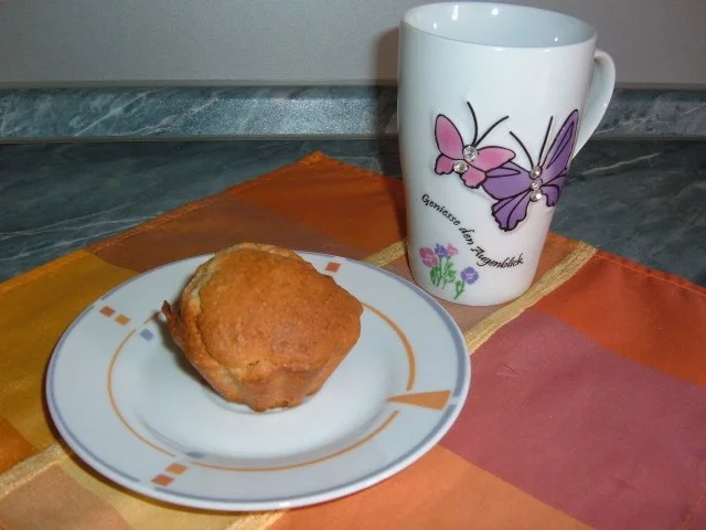 Kuchen : Apfel- Liqueur- Haselnuss - Rezept - Bild Nr. 2