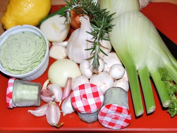 Rezept: KRÄUTERBUTTER Bild Nr. 2 KRÄUTERBUTTER - Rezept - Bild Nr. 2