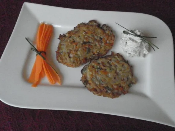Rezept: Gemüseschnitzel mit Schmand - Röstzwiebel - Dip ... oder die Reste von gestern ;-) Bild Nr. 4 Gemüseschnitzel mit Schmand - Röstzwiebel - Dip ... oder die Reste von gestern ;-) - Rezept - Bild Nr. 4