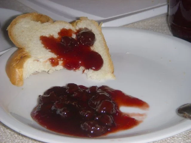 SCHWARZWÄLDER KIRSCHMARMELADE - Rezept