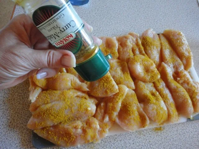 Rezept: Hühner Filet in fruchtiger Curry Creme Sauce Bild Nr. 2 Hühner Filet in fruchtiger Curry Creme Sauce - Rezept - Bild Nr. 2