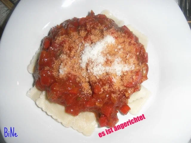 Rezept: BiNe` S PAPRIKA - PESTO MIT RAVIOLI Bild Nr. 6 BiNe` S PAPRIKA - PESTO MIT RAVIOLI - Rezept - Bild Nr. 6