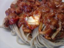 Spaghetti mit Paprika-Tomatensosse mit Garnelen - Rezept