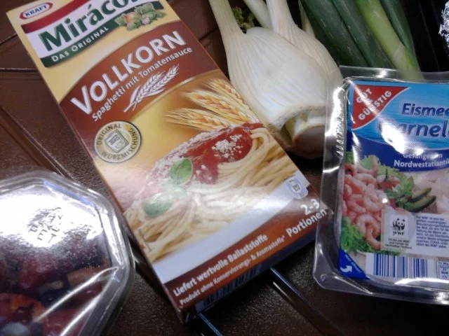 Spaghetti mit Paprika-Tomatensosse mit Garnelen - Rezept - Bild Nr. 2