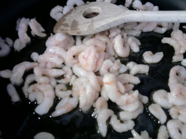 Spaghetti mit Paprika-Tomatensosse mit Garnelen - Rezept - Bild Nr. 4