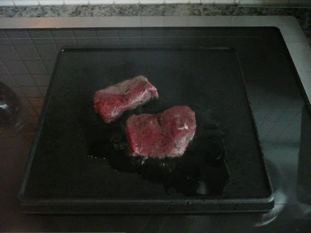 Rezept: FLEISCH : LAMMRÜCKENSTEAK Bild Nr. 2 FLEISCH : LAMMRÜCKENSTEAK - Rezept - Bild Nr. 2