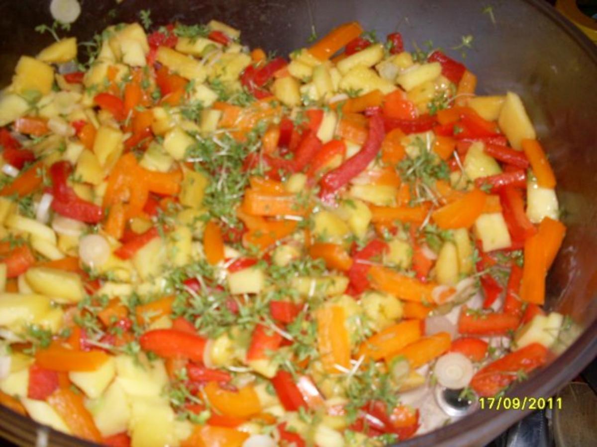 Paprika-Mango-Salat - Rezept mit Bild - kochbar.de