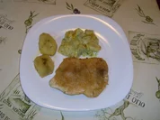 Putenschnitzel an Pattisongemüse mit Kräuterhollandaise - Rezept