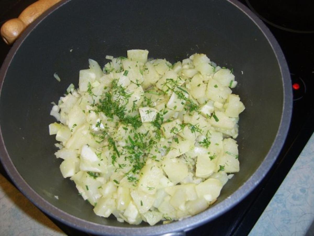 Putenschnitzel an Pattisongemüse mit Kräuterhollandaise - Rezept ...