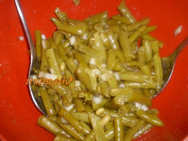 Rezept: Schneller Bohnensalat Bild Nr. 5 Schneller Bohnensalat - Rezept - Bild Nr. 5