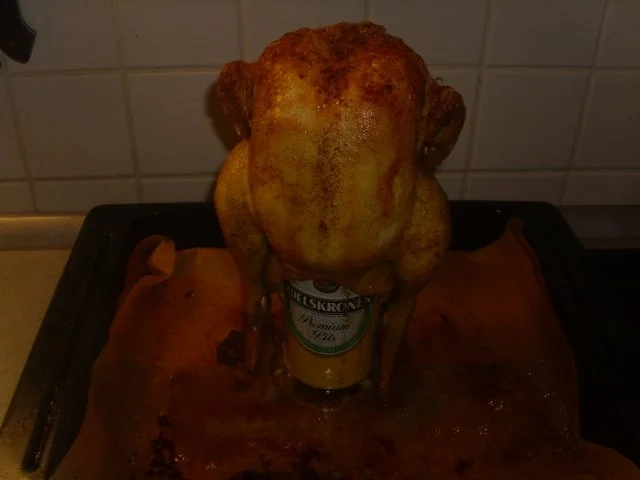 Hühnchen sitzt auf einer Bierdose - Rezept