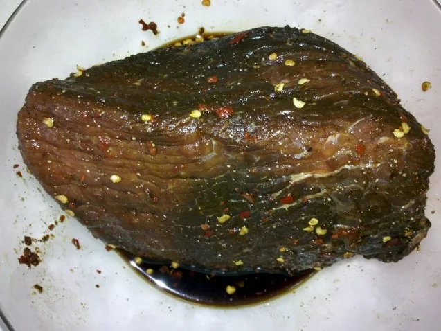 Rezept: Fleisch: Asiatischer Rinderbraten im Teigmantel Bild Nr. 3 Fleisch: Asiatischer Rinderbraten im Teigmantel - Rezept - Bild Nr. 3