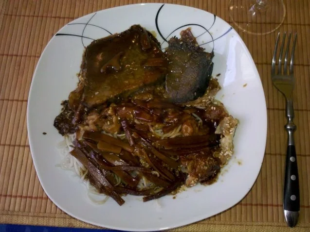 Rezept: Fleisch: Asiatischer Rinderbraten im Teigmantel Bild Nr. 16 Fleisch: Asiatischer Rinderbraten im Teigmantel - Rezept - Bild Nr. 16