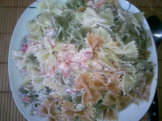 Nudeln: Ziegenkäsepesto mit bunten Farfalle - Rezept - Bild Nr. 7