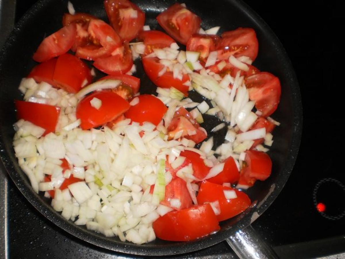 Gratinierte Schnitzel à la Tomate-Mozzarella - Rezept - kochbar.de