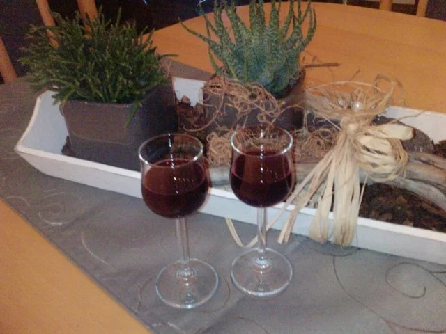 Rezept: Holunderlikör Holunderlikör - Rezept