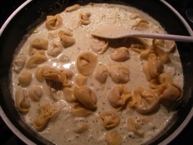 Tortellini's in Frischkäse-Joghurt-Soße - Rezept - Bild Nr. 9