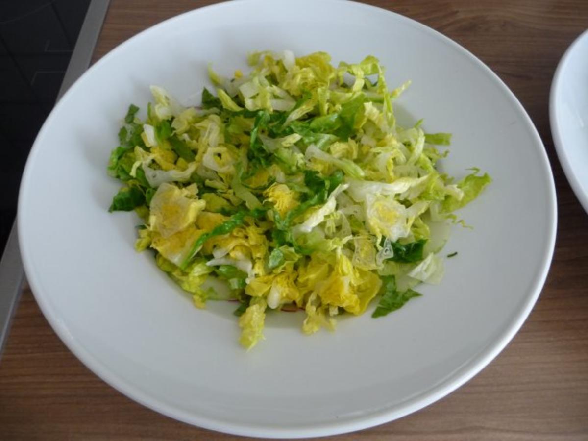 Salat : Großer Salatteller mit Wurstkraken - Rezept - Bild Nr. 15